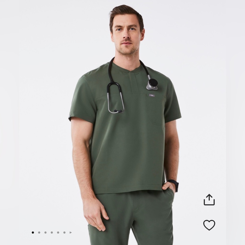 Craig Henley scrub top